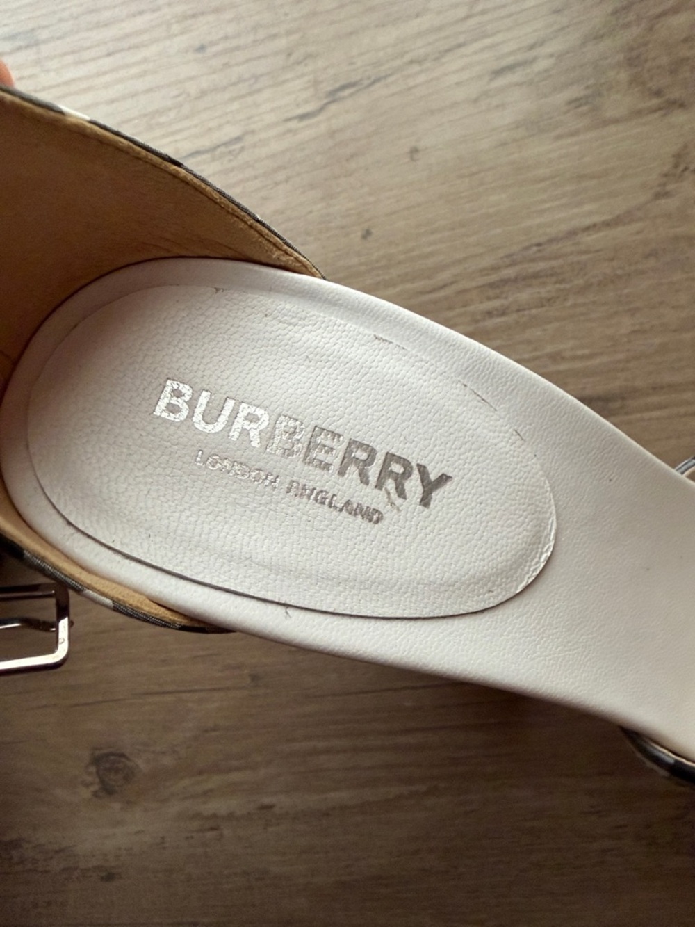 NWT Burberry Hove Black & White Gingham Block Heel Sandals with Ankle Strap s - Picture 9 of 15